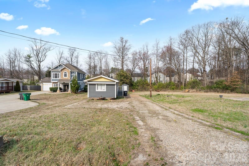 5012 Victoria Ave, Charlotte, NC 28269