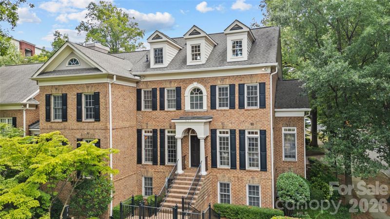 529 Queens Rd, Charlotte, NC 28207