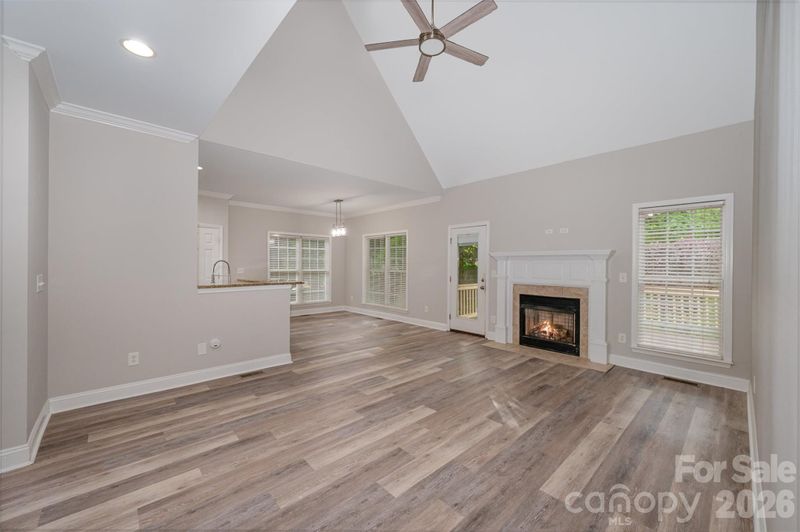 1033 Marguerite Dr, Lowell, NC 28098