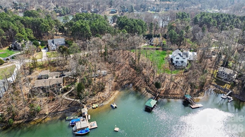 205 Grasshopper Cir, Mooresville, NC 28117