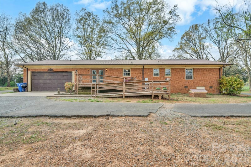 1524 Old Lawyers Rd, Marshville, NC 28103