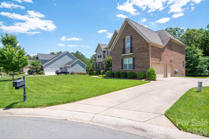 509 Pine Needle Ct, Weddington, NC 28104