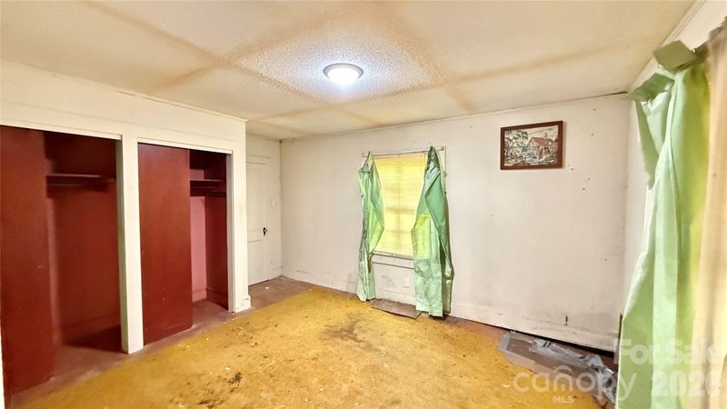 110 Maple St, Clover, SC 29710