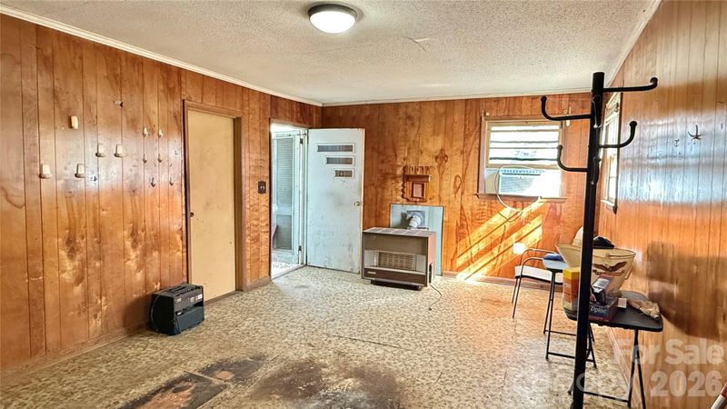 110 Maple St, Clover, SC 29710