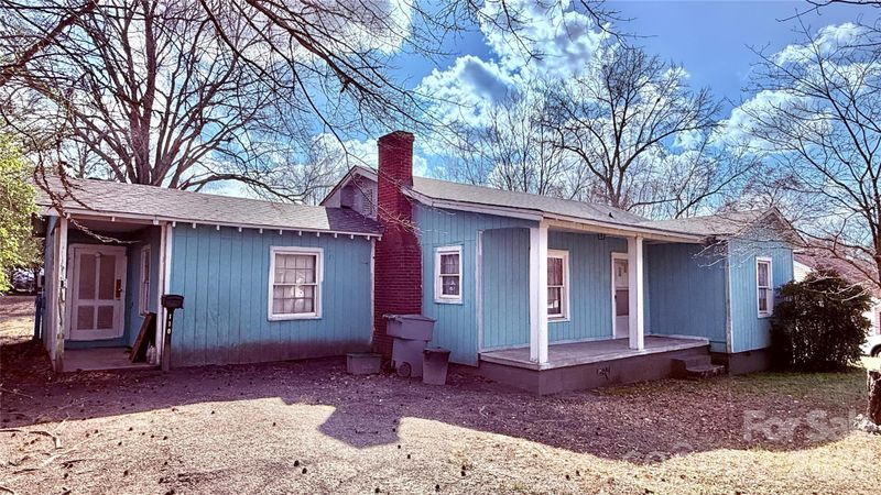 110 Maple St, Clover, SC 29710
