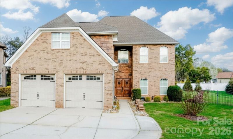 4570 Lanstone Ct SW, Concord, NC 28027