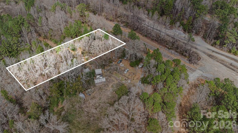 185 Crosby Ln, Catawba, SC 29704