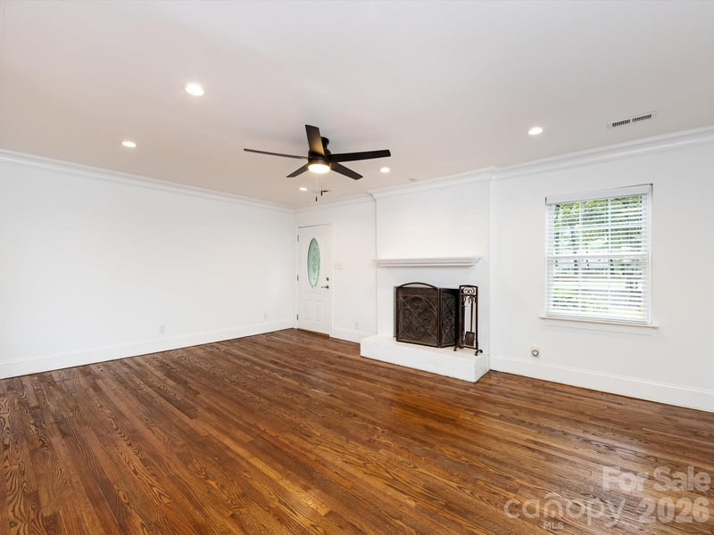 3109 Forest Lawn Dr, Matthews, NC 28104