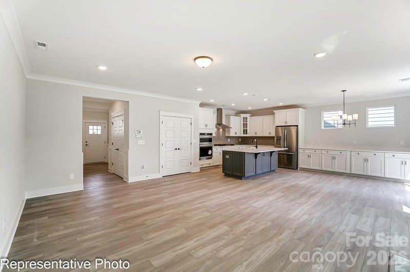 13118 Foxberry Rd, Charlotte, NC 28213