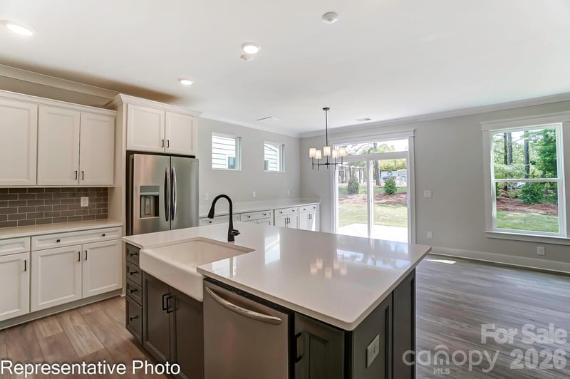 13118 Foxberry Rd, Charlotte, NC 28213