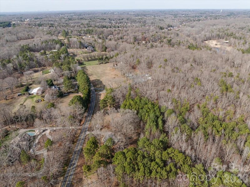 3109 Forest Lawn Dr, Matthews, NC 28104