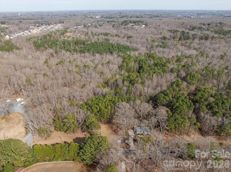 3109 Forest Lawn Dr, Matthews, NC 28104
