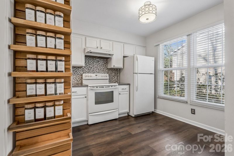 1344 Maple Shade Ln, Charlotte, NC 28270