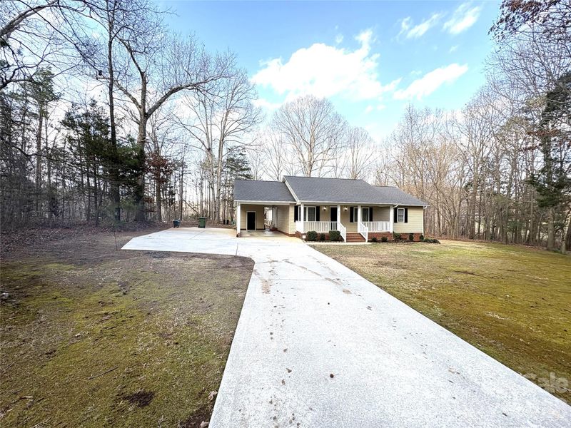 275 Holiday Rd, Lancaster, SC 29720
