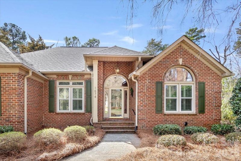 1674 Huntmoor Dr, Rock Hill, SC 29732