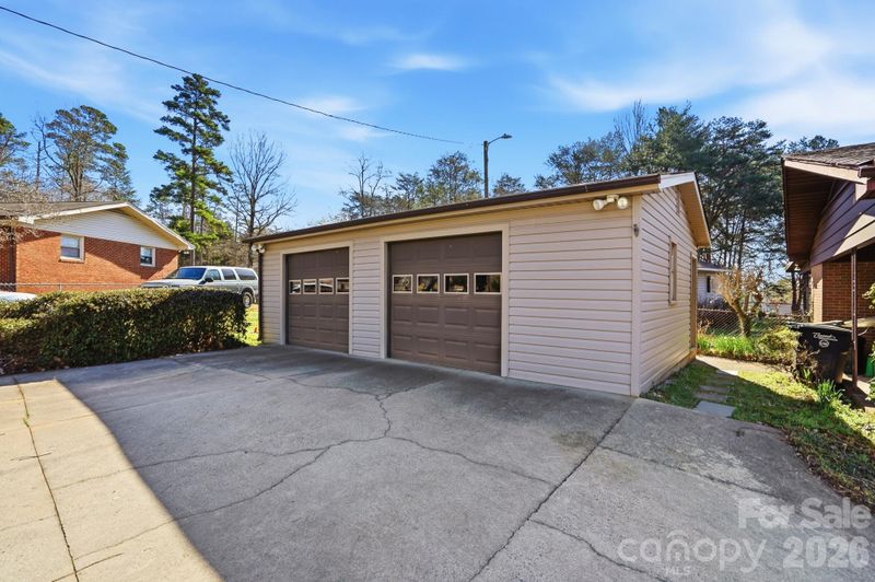 456 Debra Cir SW, Concord, NC 28025