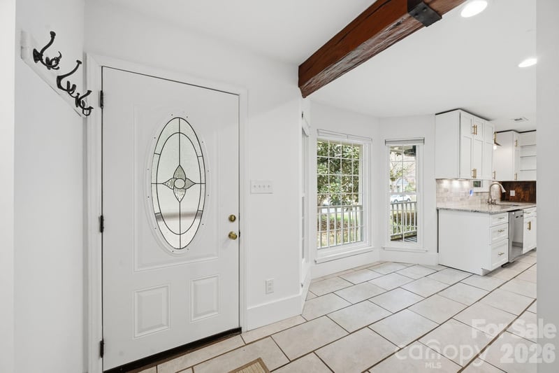 2717 Olde Whitehall Rd, Charlotte, NC 28273