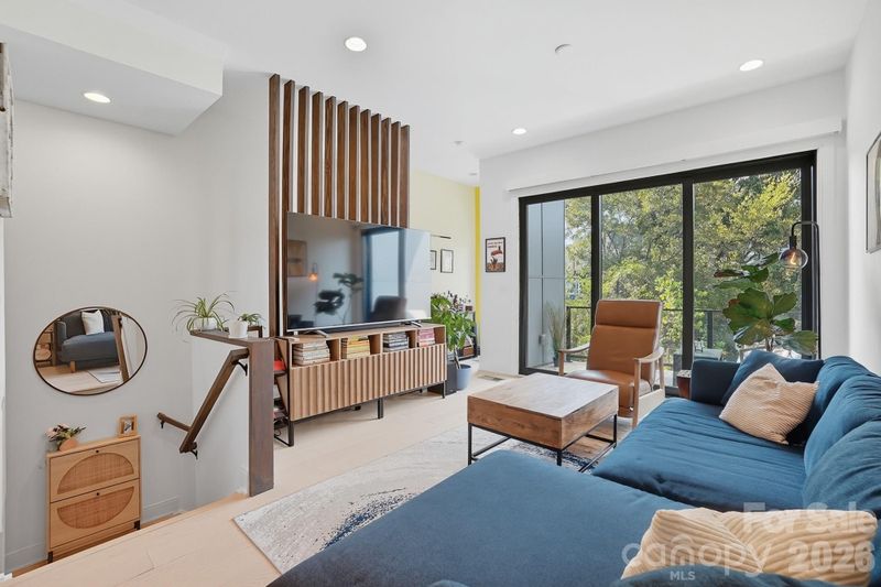 1003 Zinc Ln, Charlotte, NC 28205