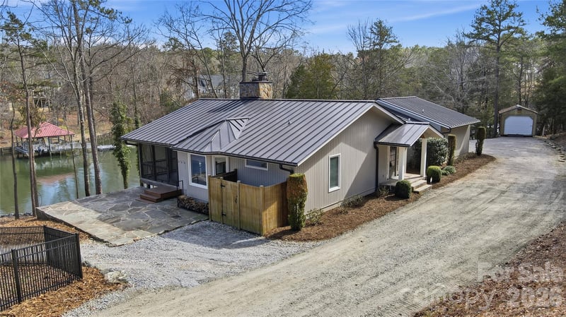2295 Sussex Rd, York, SC 29745