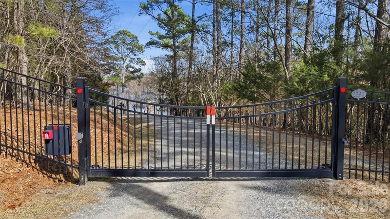 2295 Sussex Rd, York, SC 29745