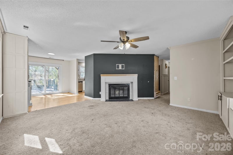 2019 Teddington Dr, Charlotte, NC 28214