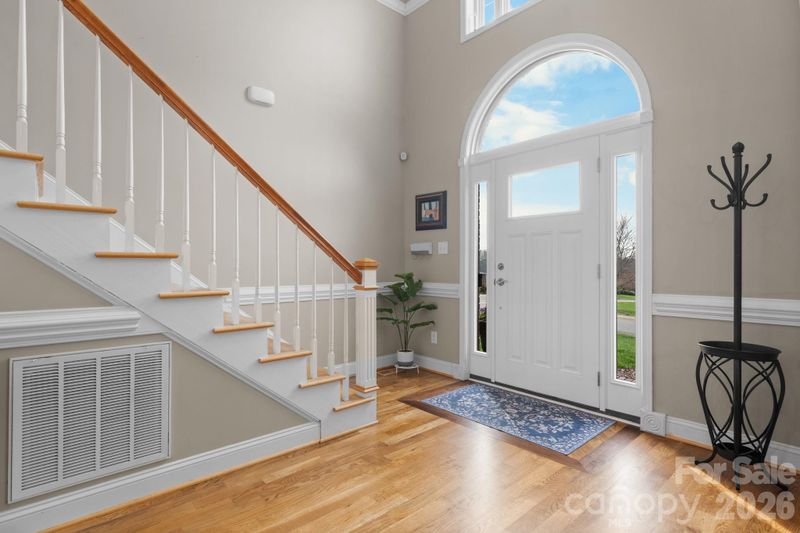 2696 Charleston Ct, Claremont, NC 28610