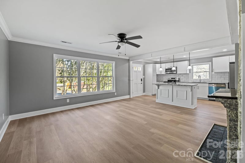 1722 Hartford Dr, Gastonia, NC 28052