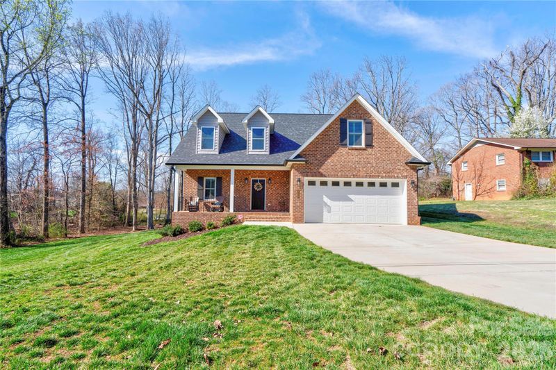 1309 Oak Canopy Rd, Lincolnton, NC 28092