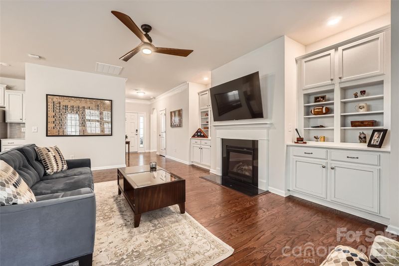 525 Cellini Pl, Mount Holly, NC 28120