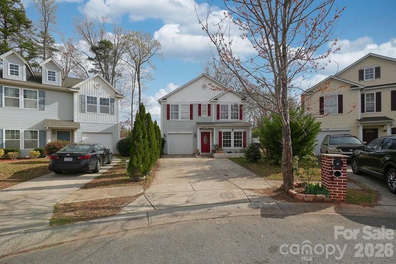 2443 Mint Thistle Ct, Charlotte, NC 28269