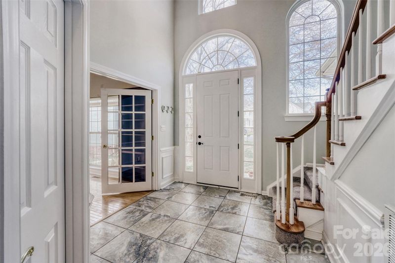 4700 Lone Tree Ct, Charlotte, NC 28269