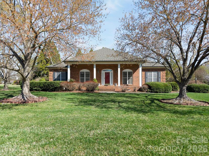 4801 Sherborne Dr, Harrisburg, NC 28075