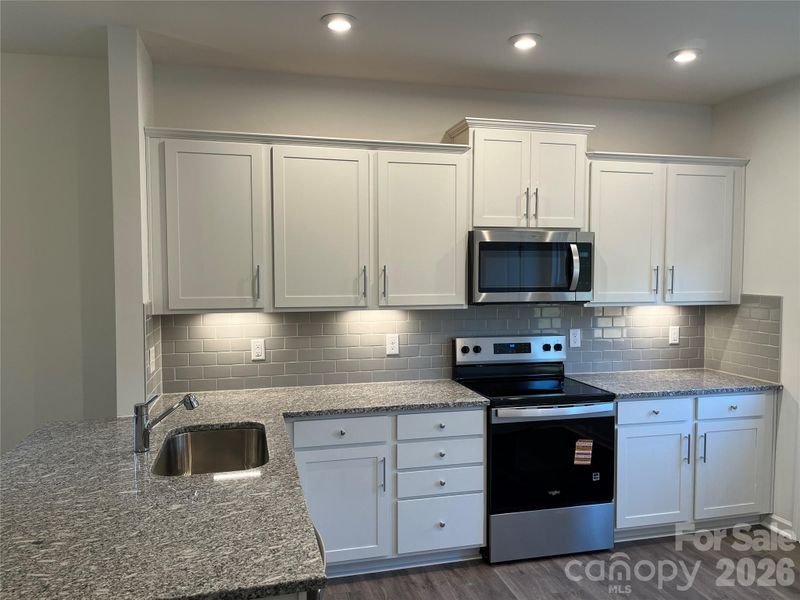 11518 Glasden Rd, Charlotte, NC 28278