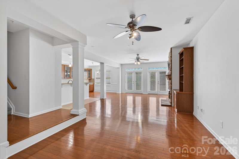 114 Inlet Point Dr, Tega Cay, SC 29708