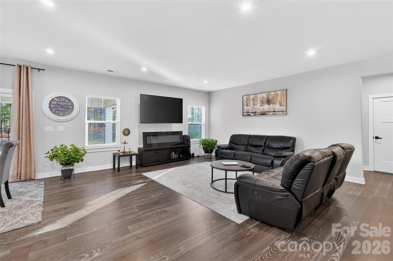 911 Dogwood Creek Ln, Indian Trail, NC 28079