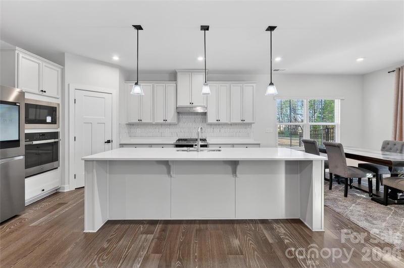 911 Dogwood Creek Ln, Indian Trail, NC 28079