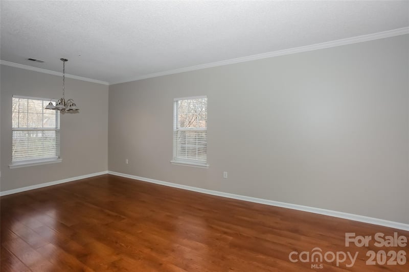 7300 Reynard Ln, Charlotte, NC 28215