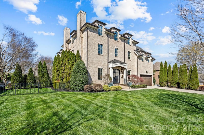 1794 Sterling Rd, Charlotte, NC 28209