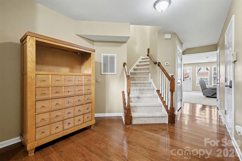 6148 Rockefeller Ln, Charlotte, NC 28210