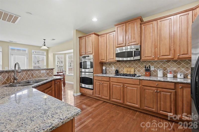 6148 Rockefeller Ln, Charlotte, NC 28210
