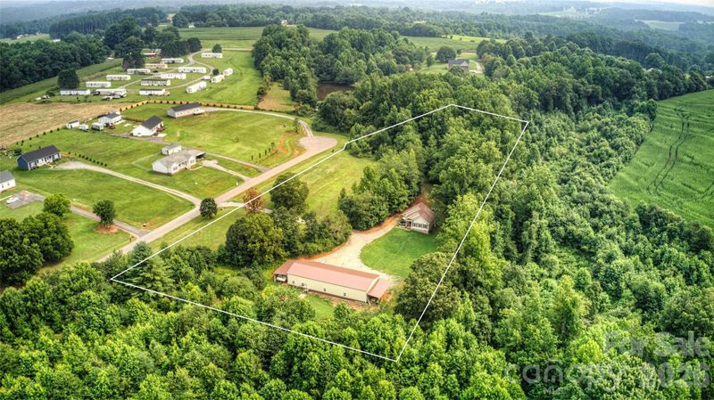 6051 Pointe West Ln, Vale, NC 28168