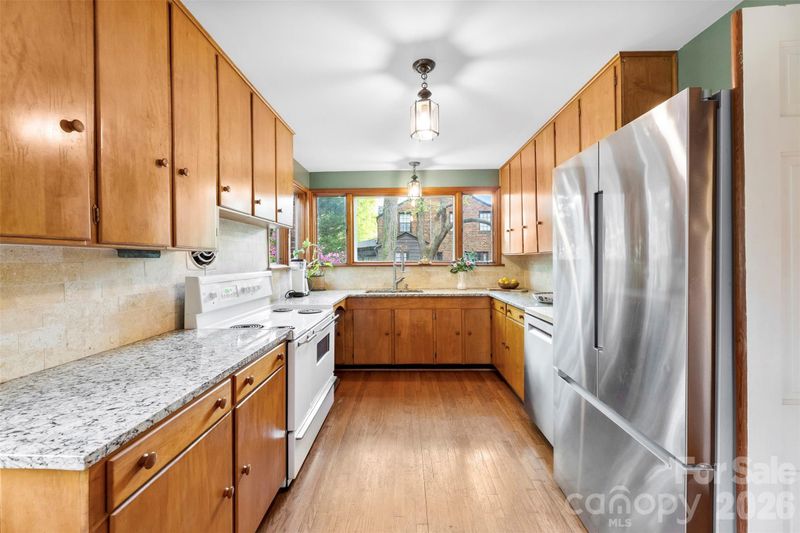 1519 Providence Rd, Charlotte, NC 28207