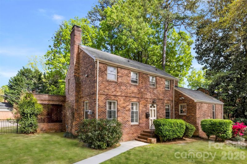 1519 Providence Rd, Charlotte, NC 28207