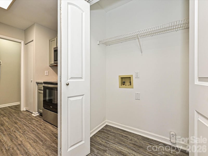 1225 Eagles Landing Dr, Charlotte, NC 28214