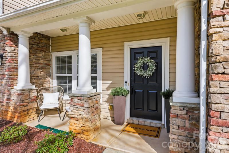 7010 Evanton Loch Rd, Charlotte, NC 28278