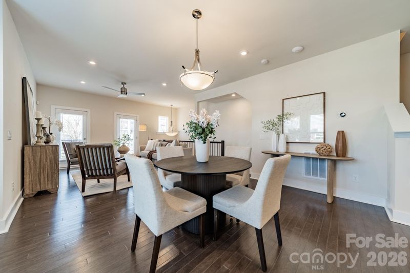 3838 Sky Haven Dr, Charlotte, NC 28209
