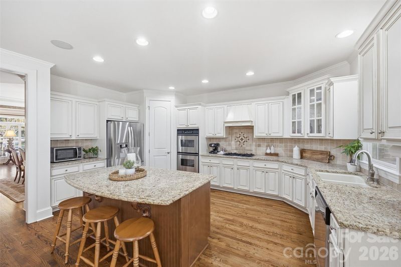 17142 Harcombe Dr, Charlotte, NC 28277