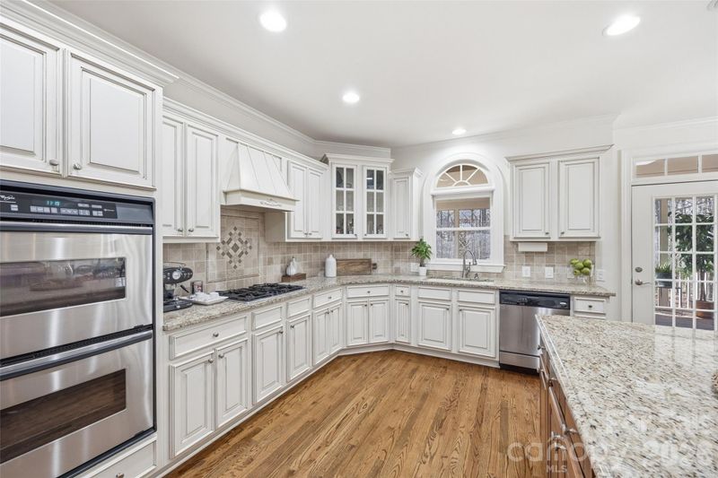 17142 Harcombe Dr, Charlotte, NC 28277