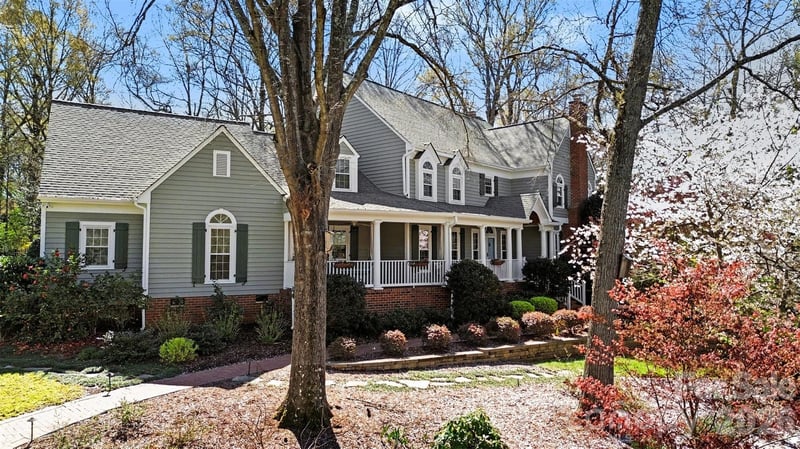 3301 Foxridge Rd, Charlotte, NC 28226