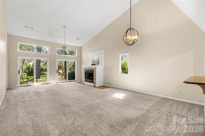 141 Greenridge Rd, Clover, SC 29710